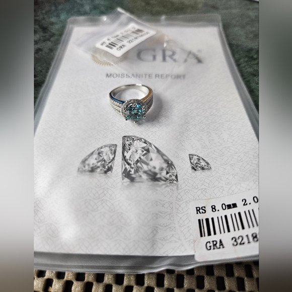 925 sterling silver Blue Moissanite size 9 ring - Picture 2 of 2